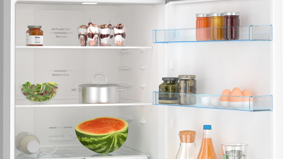 BOSCH KGN55VIE0N Alttan Donduruculu Buzdolabı 186 x 70 cm Kolay temizlenebilir Inox, No Frost