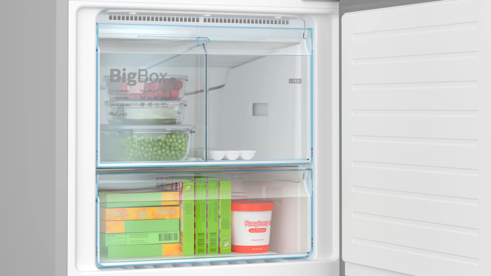 BOSCH KGN55VIE0N Alttan Donduruculu Buzdolabı 186 x 70 cm Kolay temizlenebilir Inox, No Frost
