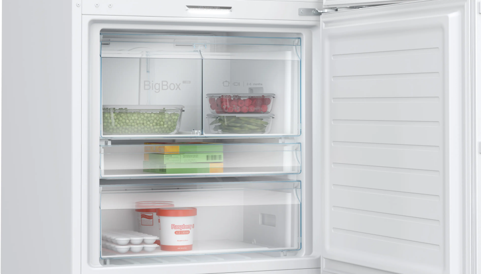 BOSCH KGP76AWC0N Alttan Donduruculu Buzdolabı 186 x 75 cm Beyaz, No Frost