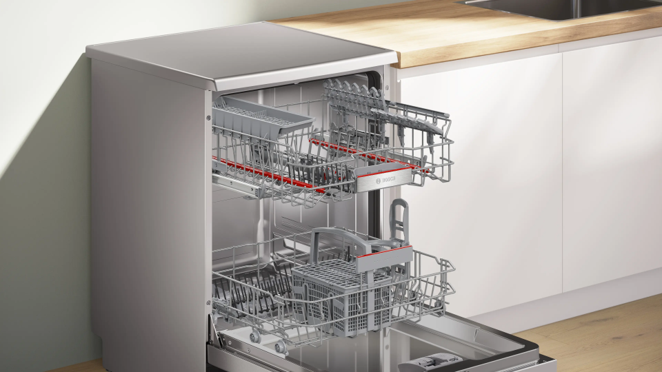 BOSCH SMP6EKI60T Solo Bulaşık Makinesi 60 cm Kolay Temizlenebilir Inox