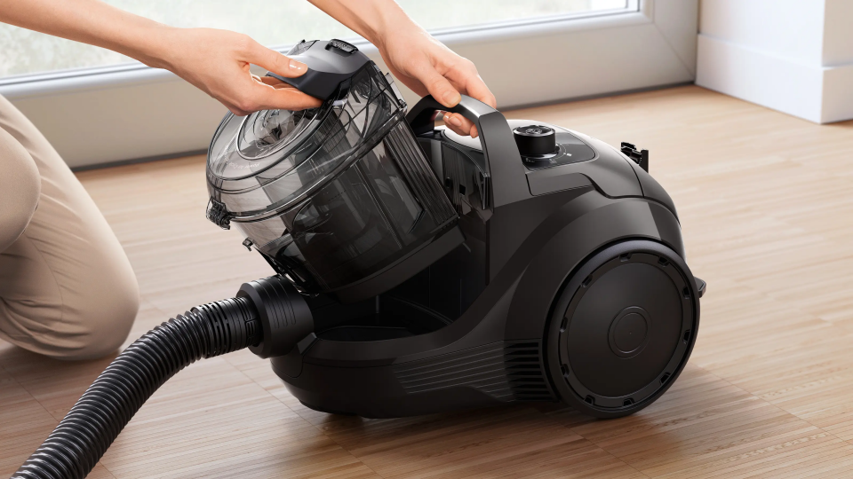 Bosch BGC21X300 Toz torbasız Süpürge Siyah