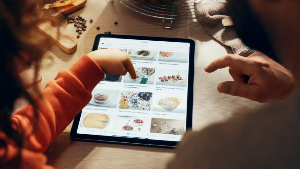 Bosch MUMS6ZS00 Mutfak Makinesi 1600 W Siyah, Paslanmaz çelik