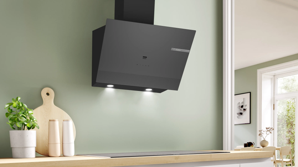 Bosch DWK67PJ70T Duvar Tipi Davlumbaz 60 cm , Gri