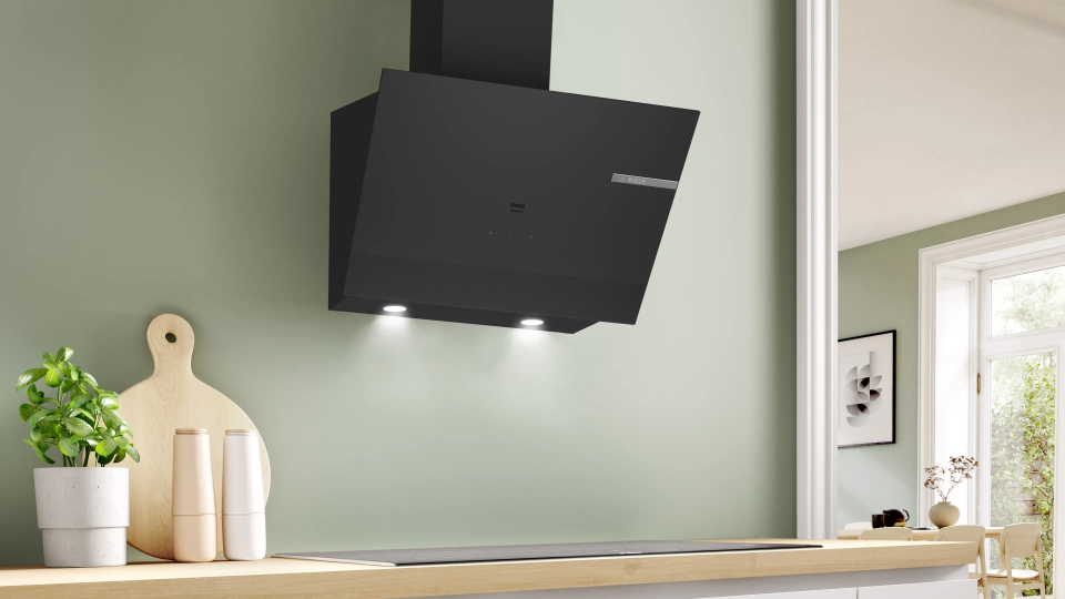 Bosch DWK67PJ60T Duvar Tipi Davlumbaz 60 cm Siyah Cam, Siyah
